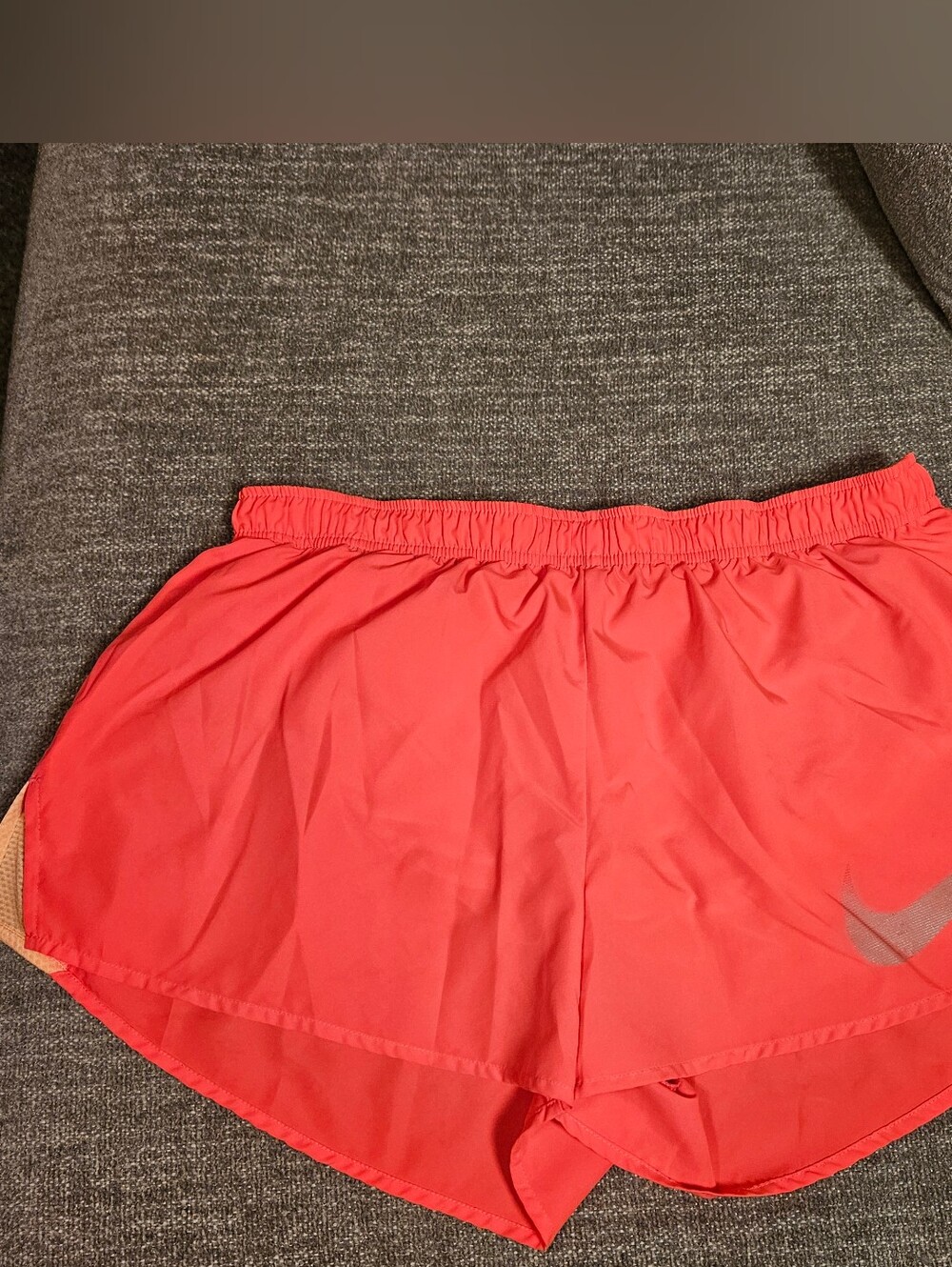 Nike Dri‑Fit Women’s Shorts – Size XL (Neon Coral)